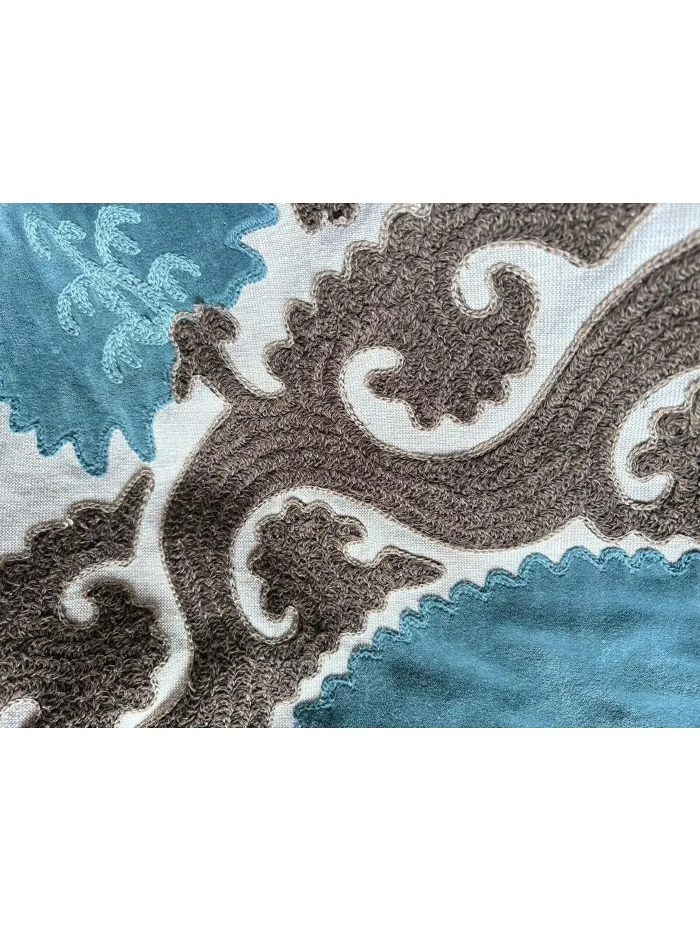 Pottery Barn Lumbar Pillow Cover 16 x 26 Brown Blue Paisley Tapestry Linen